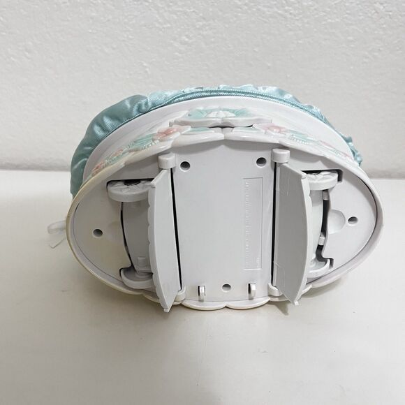 Vintage Cabbage Patch Kids Doll Magic Nursery Cradle Carriage Green Set 1998 - Picture 13 of 16